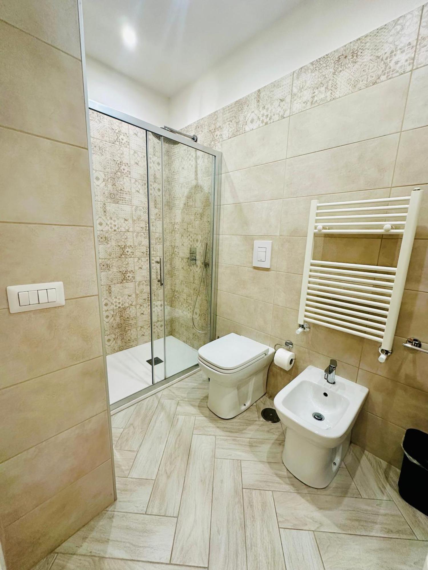 Flo' Otel Napoli Dış mekan fotoğraf
